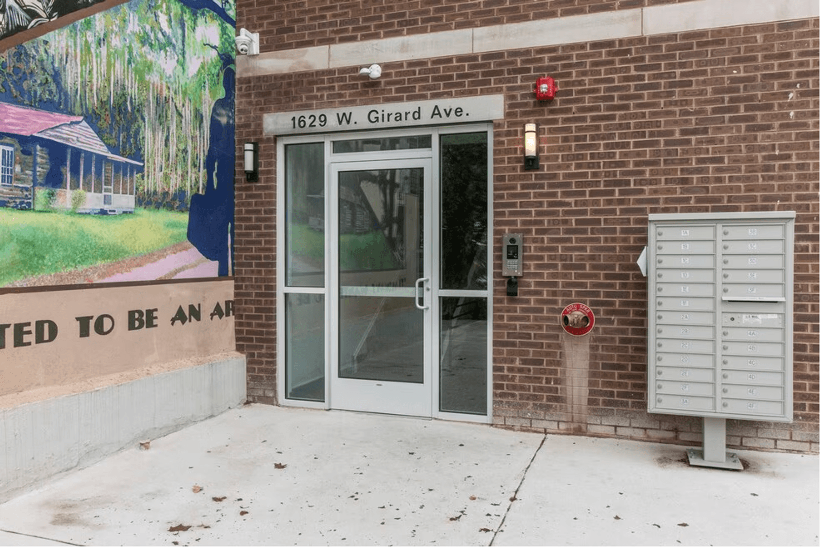 Philadelphia Apartment: 1629 W. Girard Ave