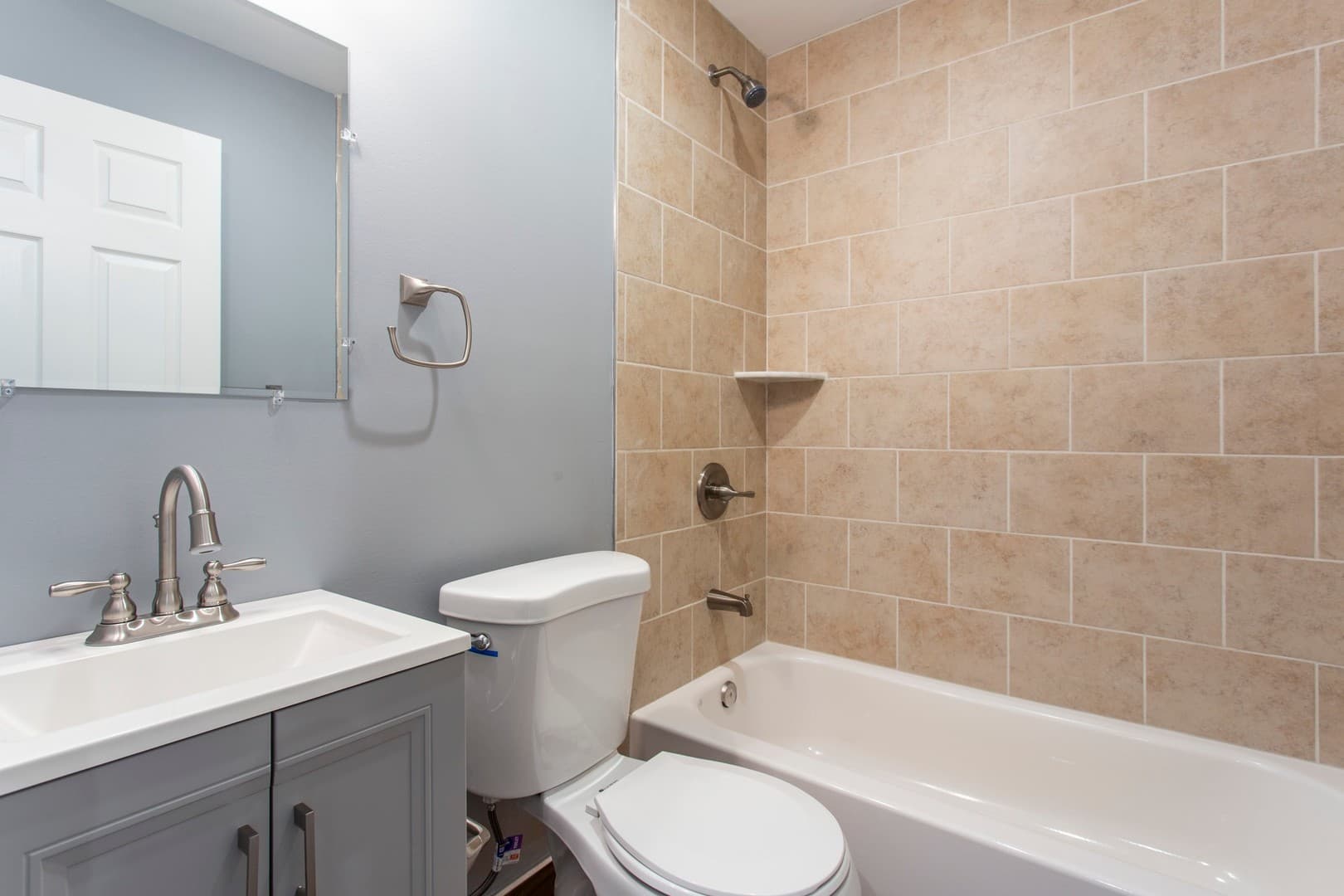 Philadelphia House: 5510 Walton Ave