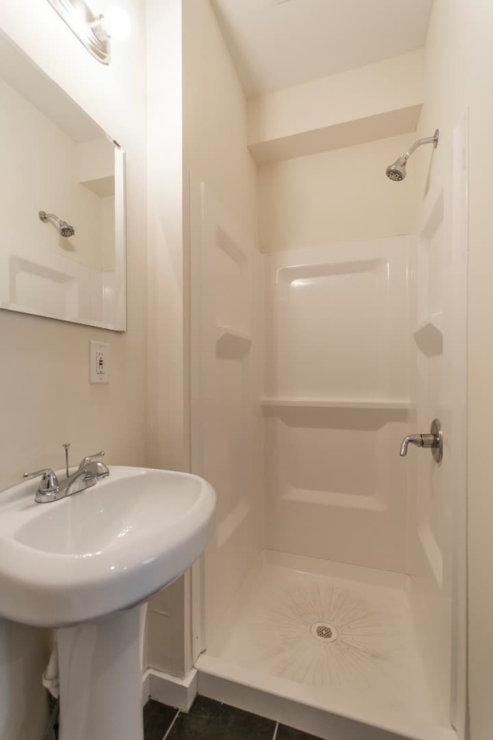 Philadelphia Apartment: 1612 N. Sydenham Street