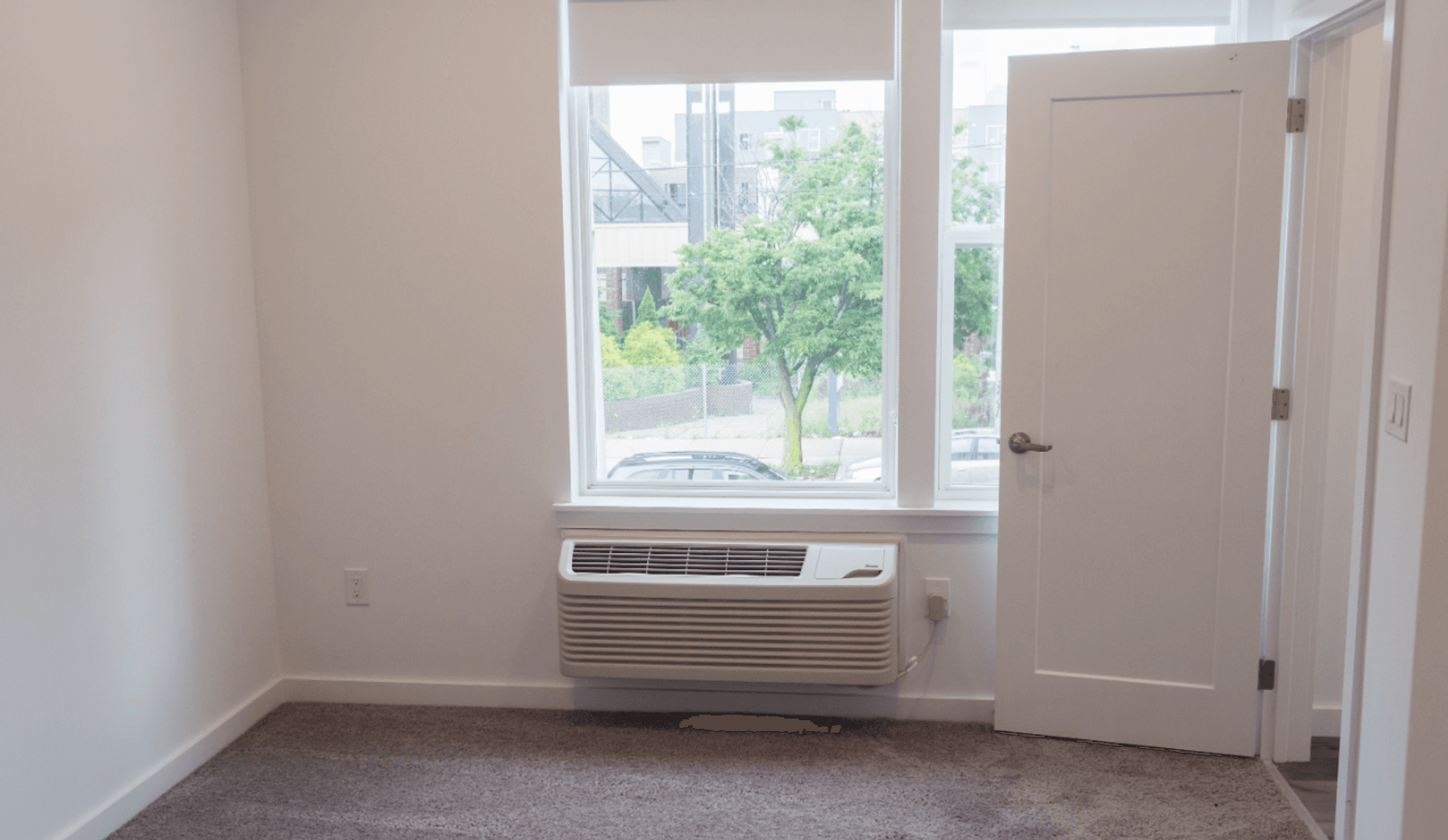 Philadelphia Apartment: 1629 W. Girard Ave