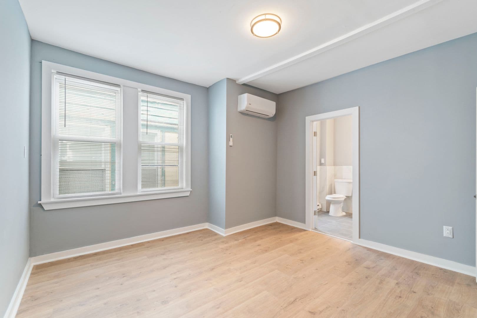 Philadelphia Apartment: 5428 Angora Terrace