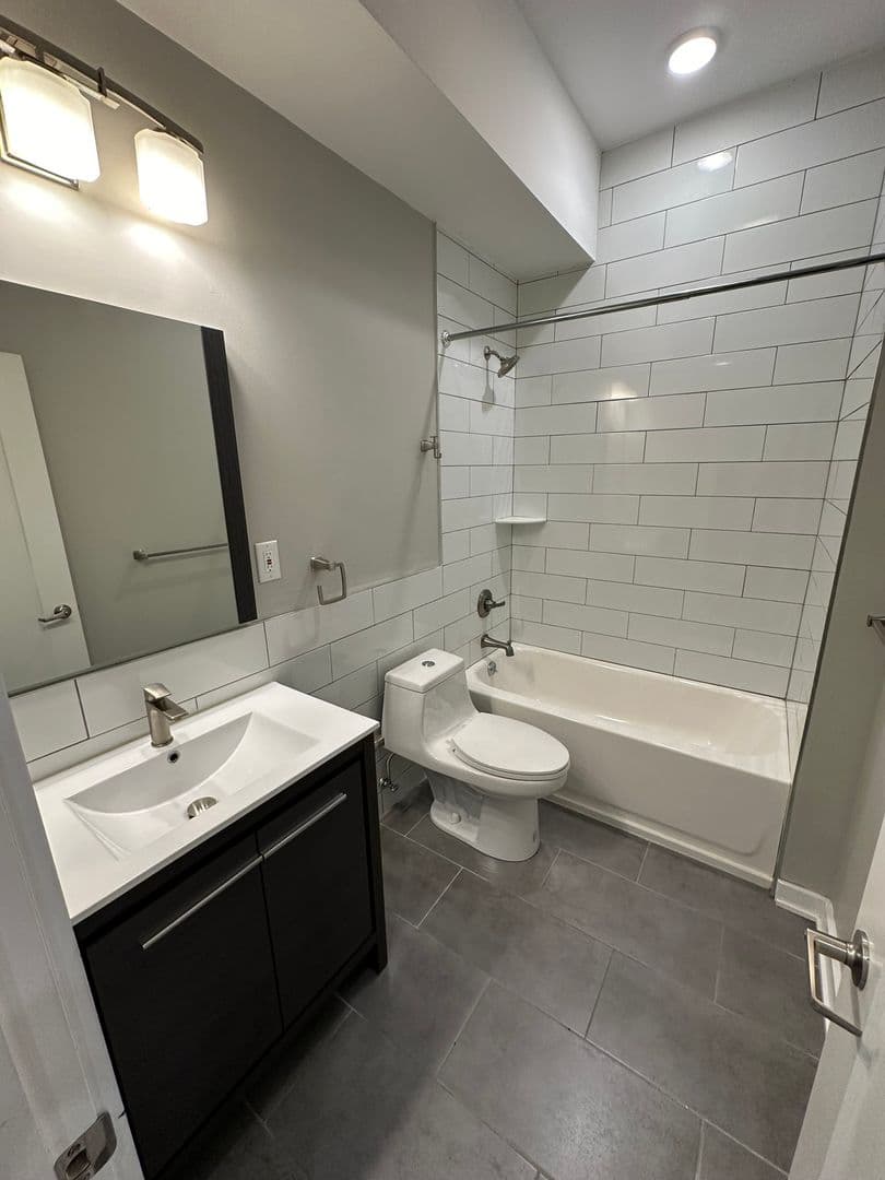 Philadelphia Apartment: 1636-54 W Flora Street