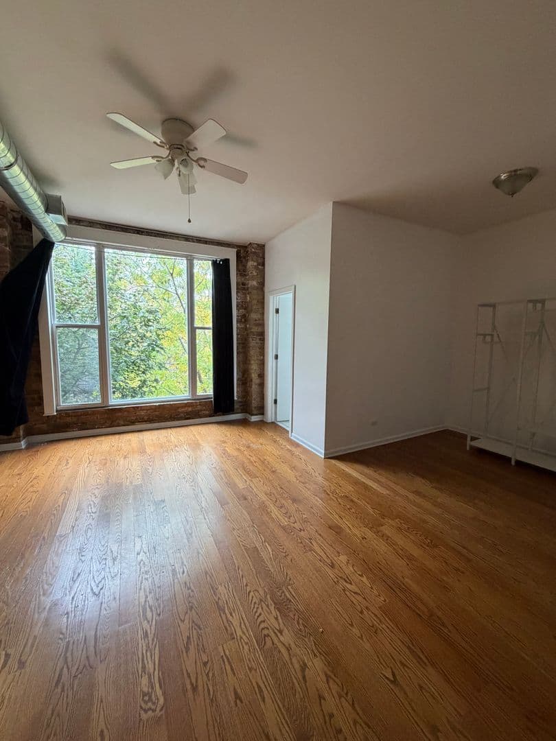 Chicago Apartment: 1468 W Erie