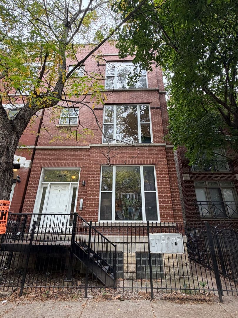 Chicago Apartment: 1468 W Erie