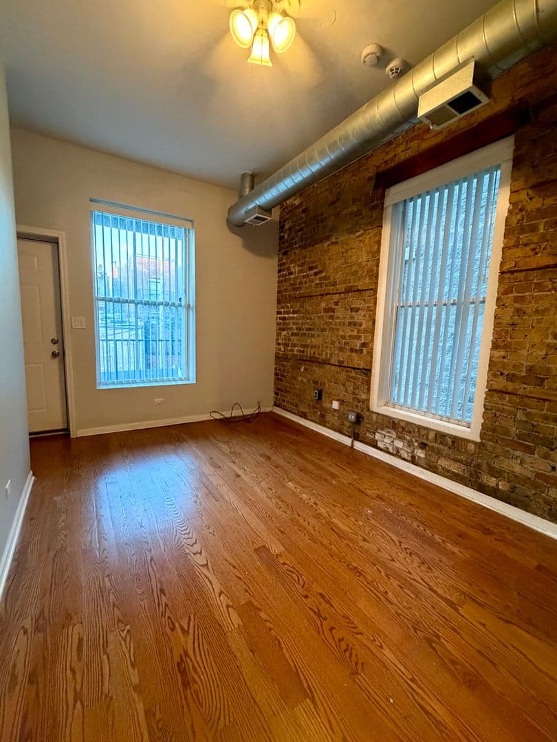 Chicago Apartment: 1468 W Erie