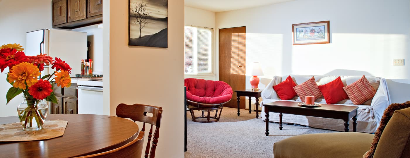 Stevens Point Apartment: 1266 Northpoint Dr
