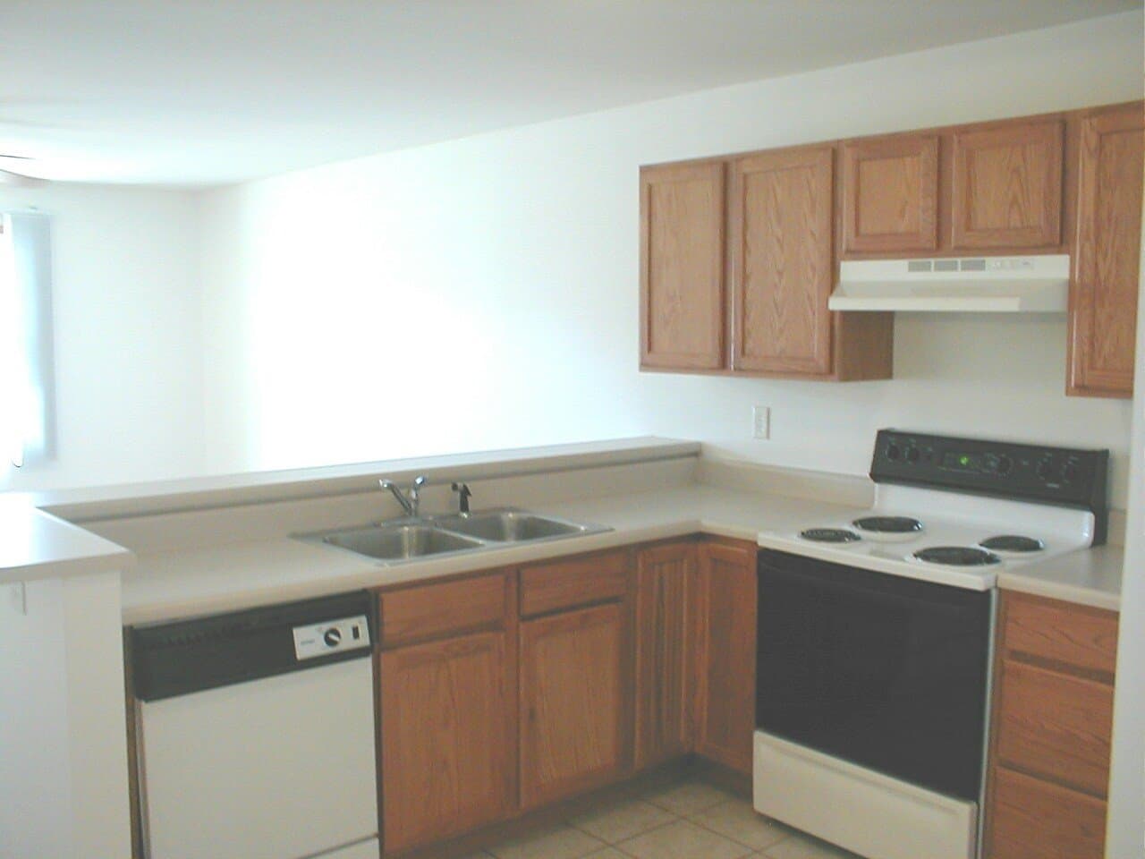 Carbondale Apartment: 614 E Park