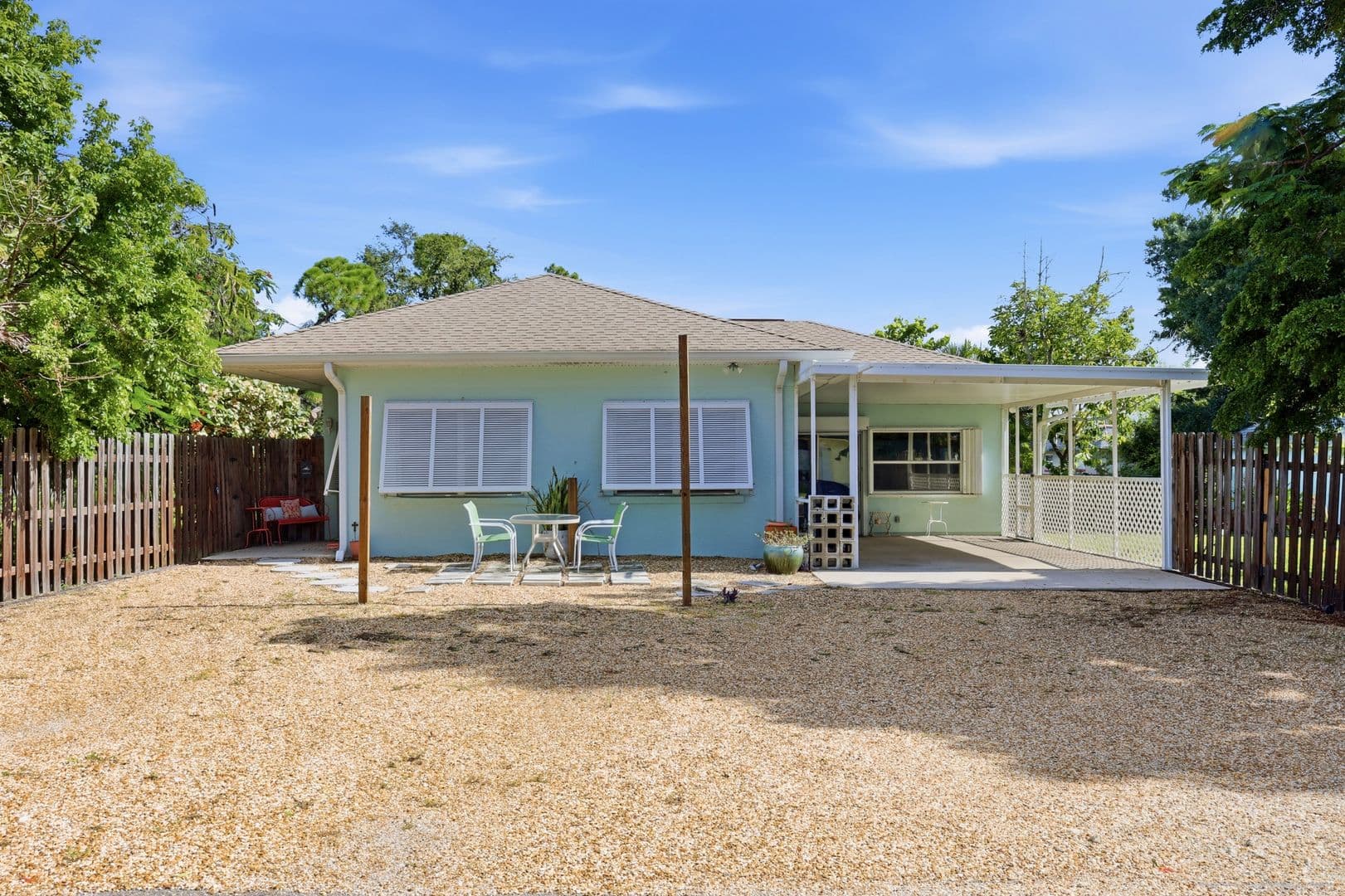 Englewood House: 428 Court Street