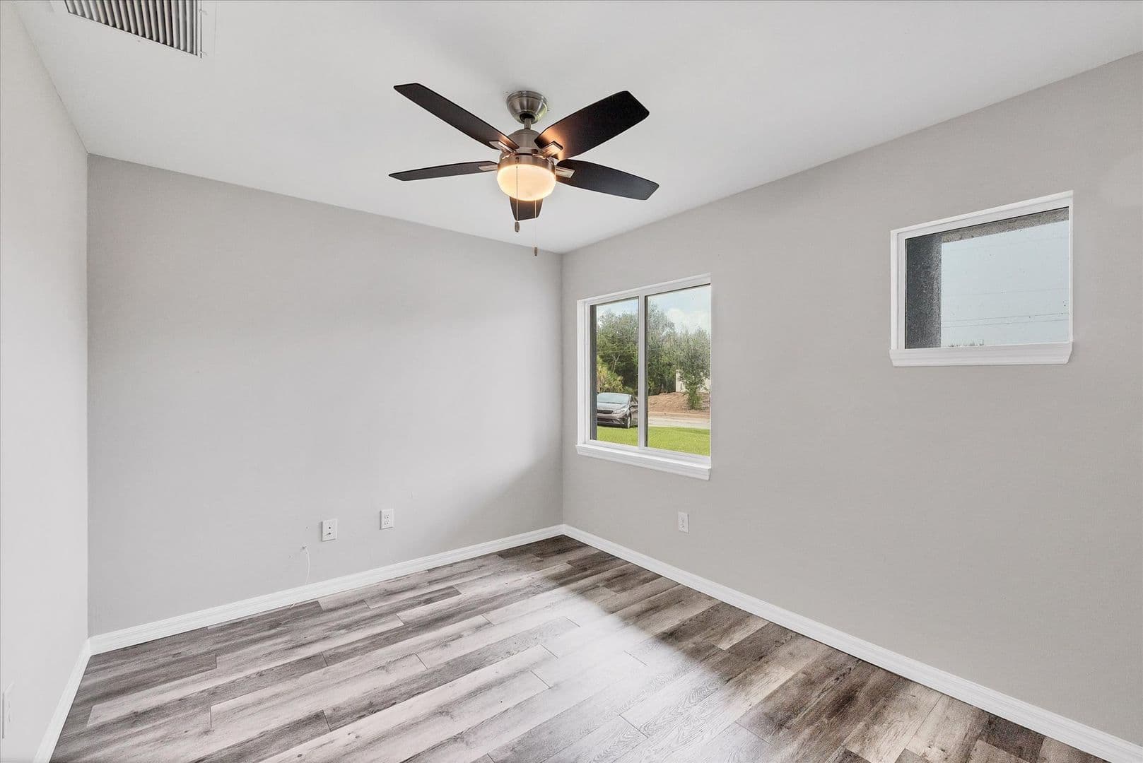 Port Charlotte House: 13298 Blytheville Ave.