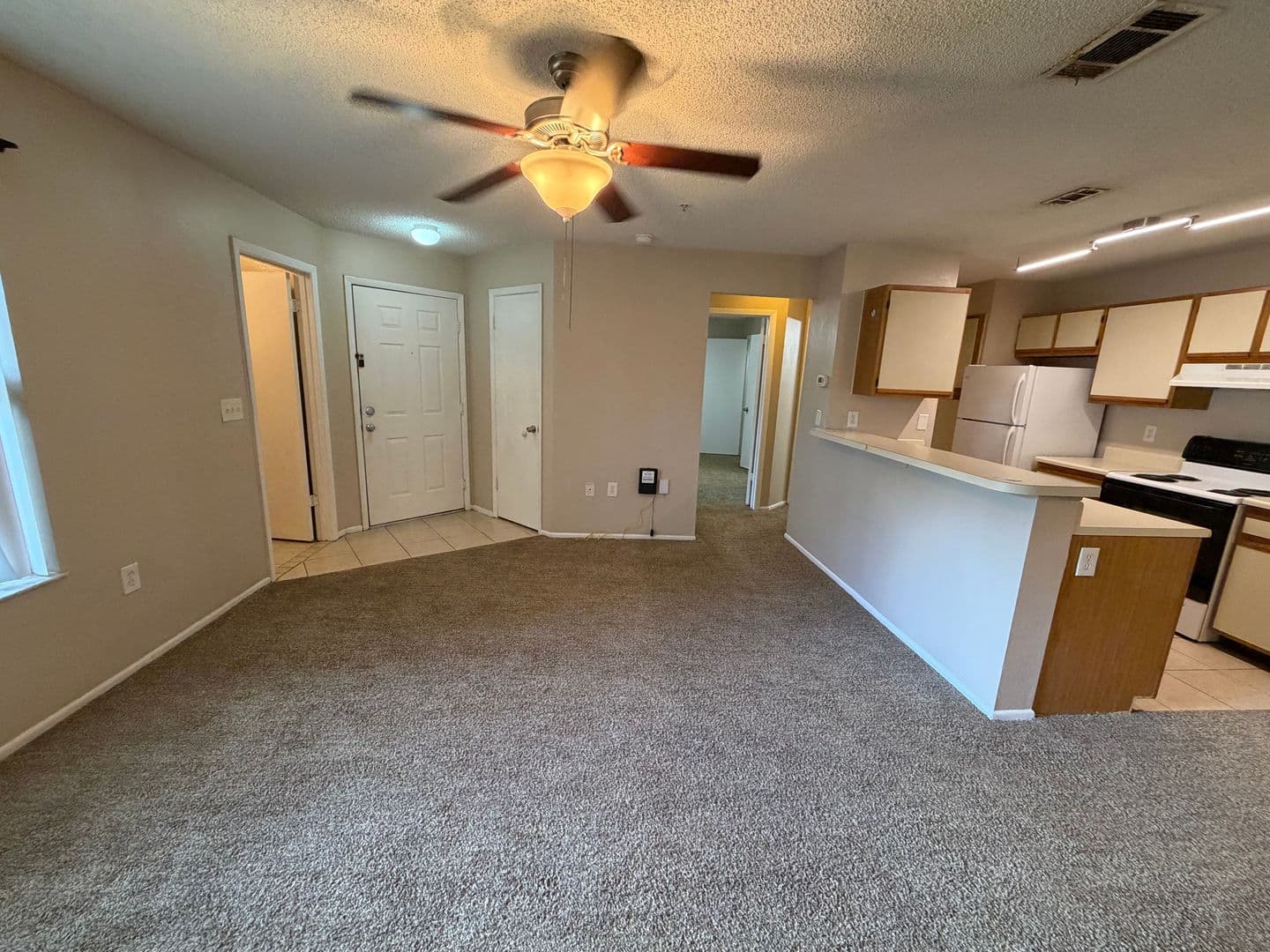 Altamonte Springs Condo: 974 Leeward Place Unit 101