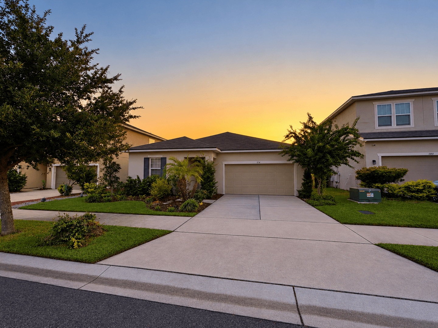 Davenport House: 576 Buchannan Dr.