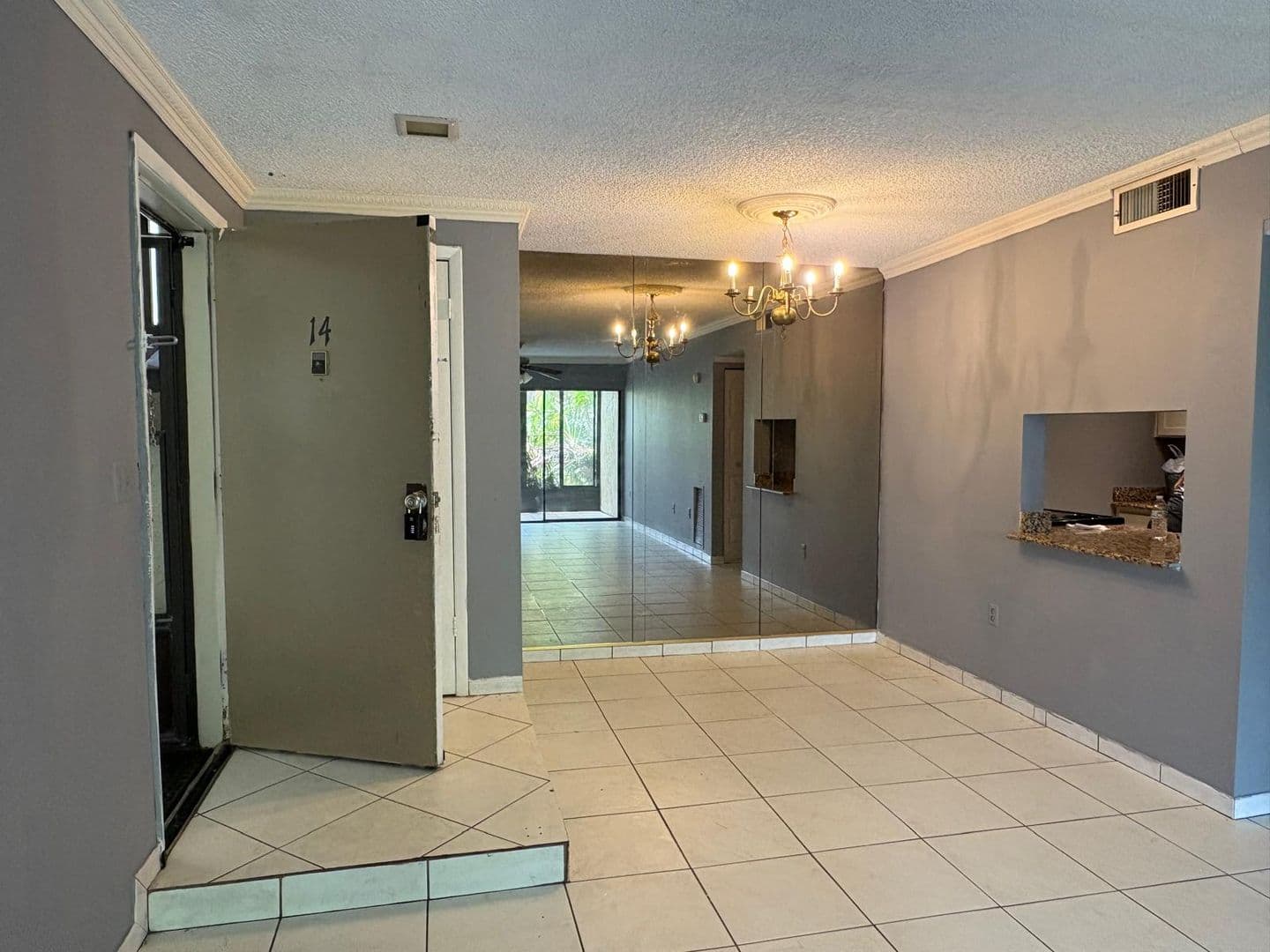 Orlando House: 3244 S Semoran Blvd
