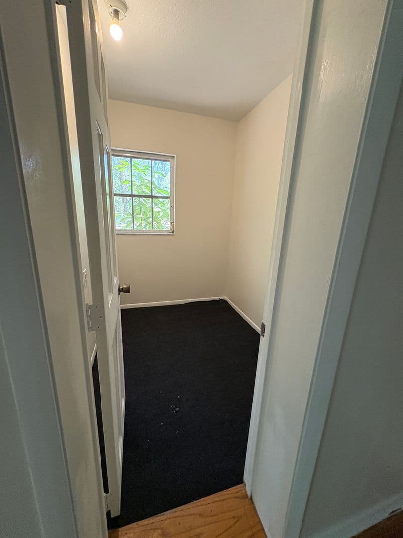 Deland House: 2227 Country Club Drive