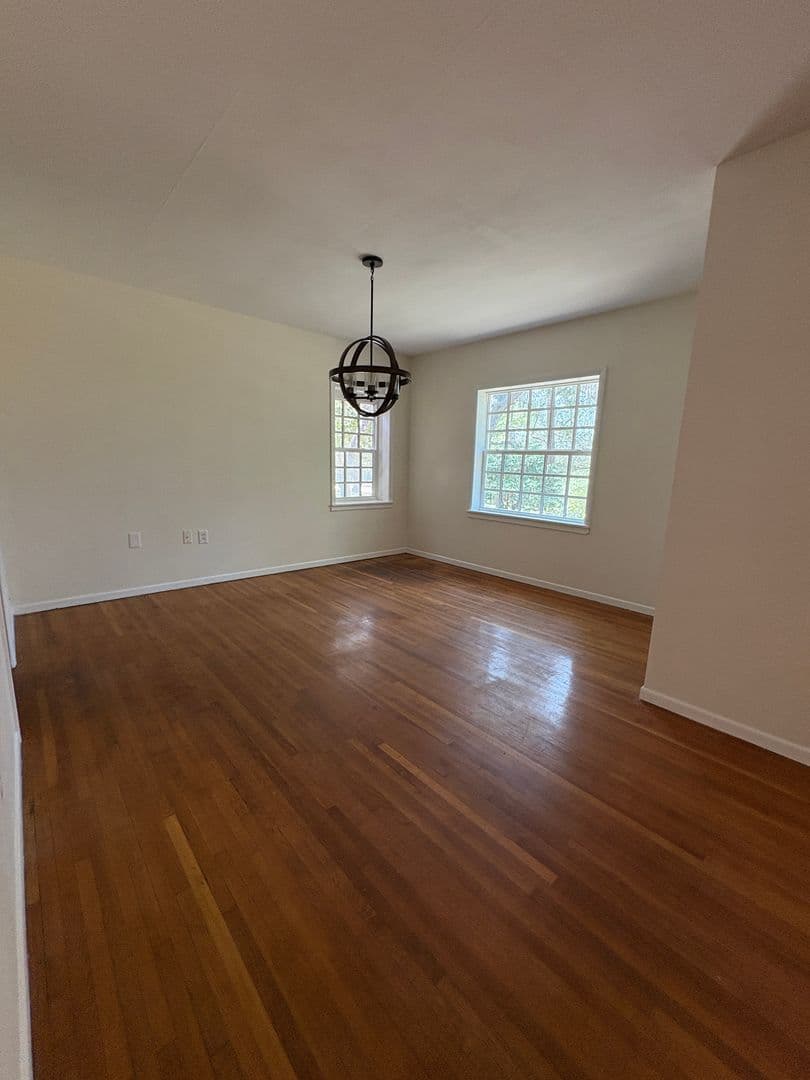 Deland House: 2227 Country Club Drive