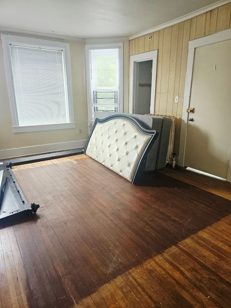 Erie Apartment: 333 West 6th Street