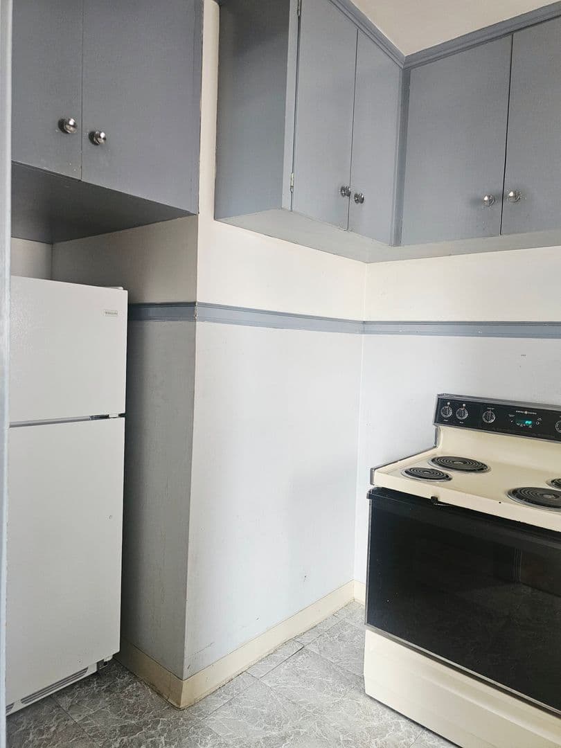 Erie Apartment: 333 West 6th Street