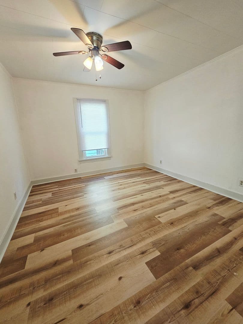 Erie Apartment: 232 Parade Street