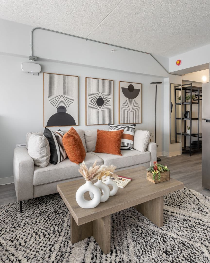 Erie Apartment: 16 West 10th Street