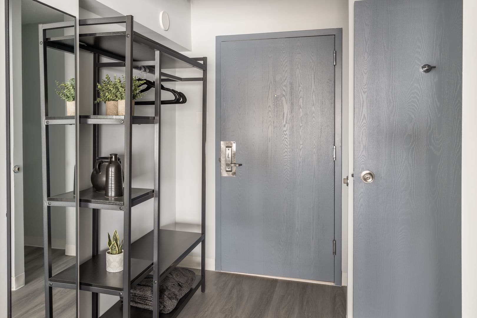Erie Apartment: 16 West 10th Street