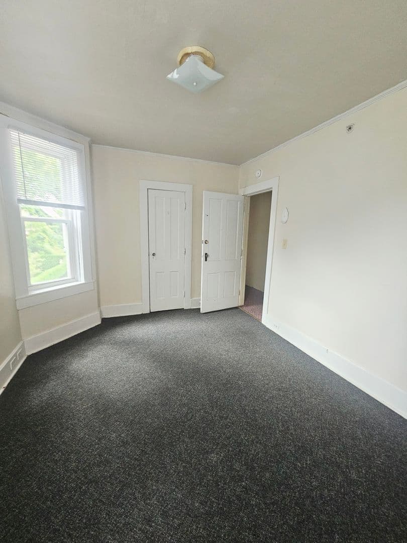 Erie Apartment: 333 West 6th Street
