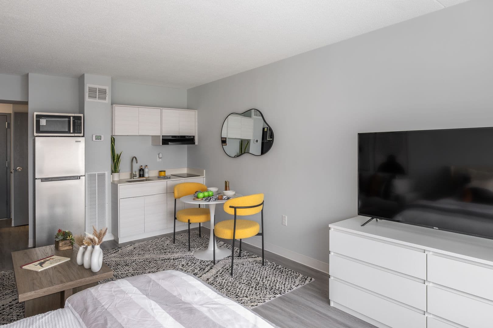 Erie Apartment: 16 West 10th Street