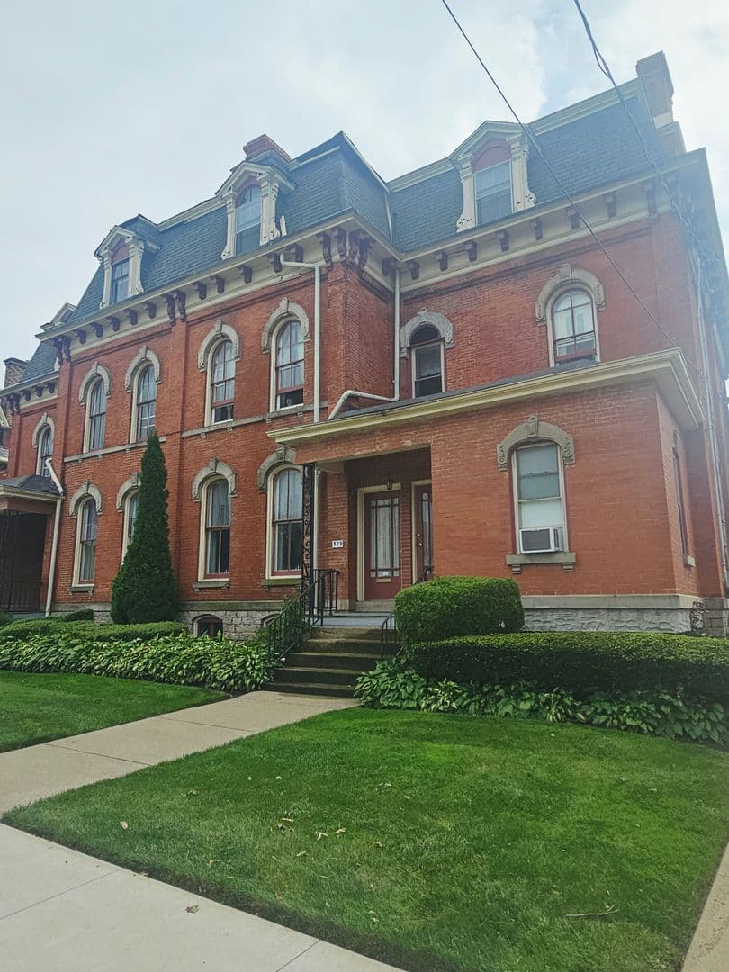 Erie Apartment: 527-529 West 6th Street