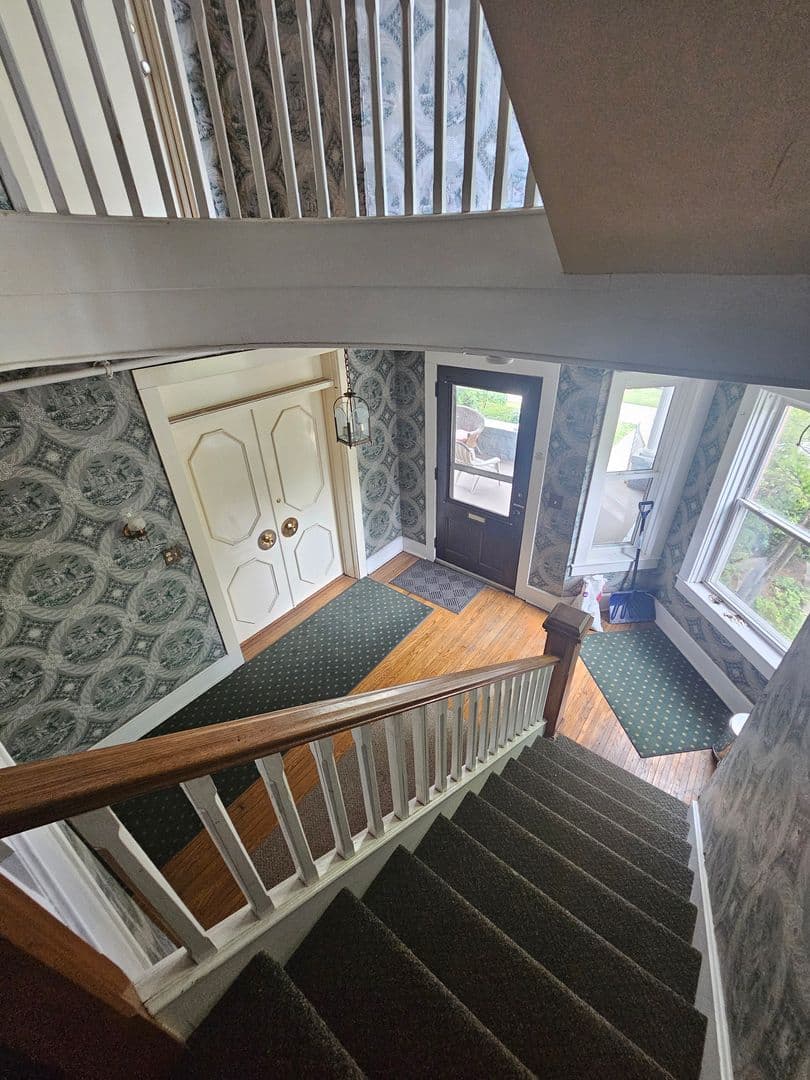 Erie Apartment: 333 West 6th Street