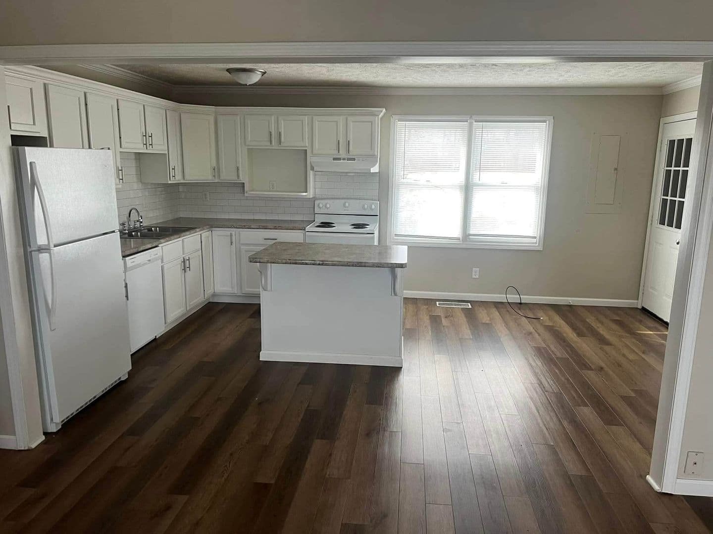 Hartford House: 2587 Belltown Rd