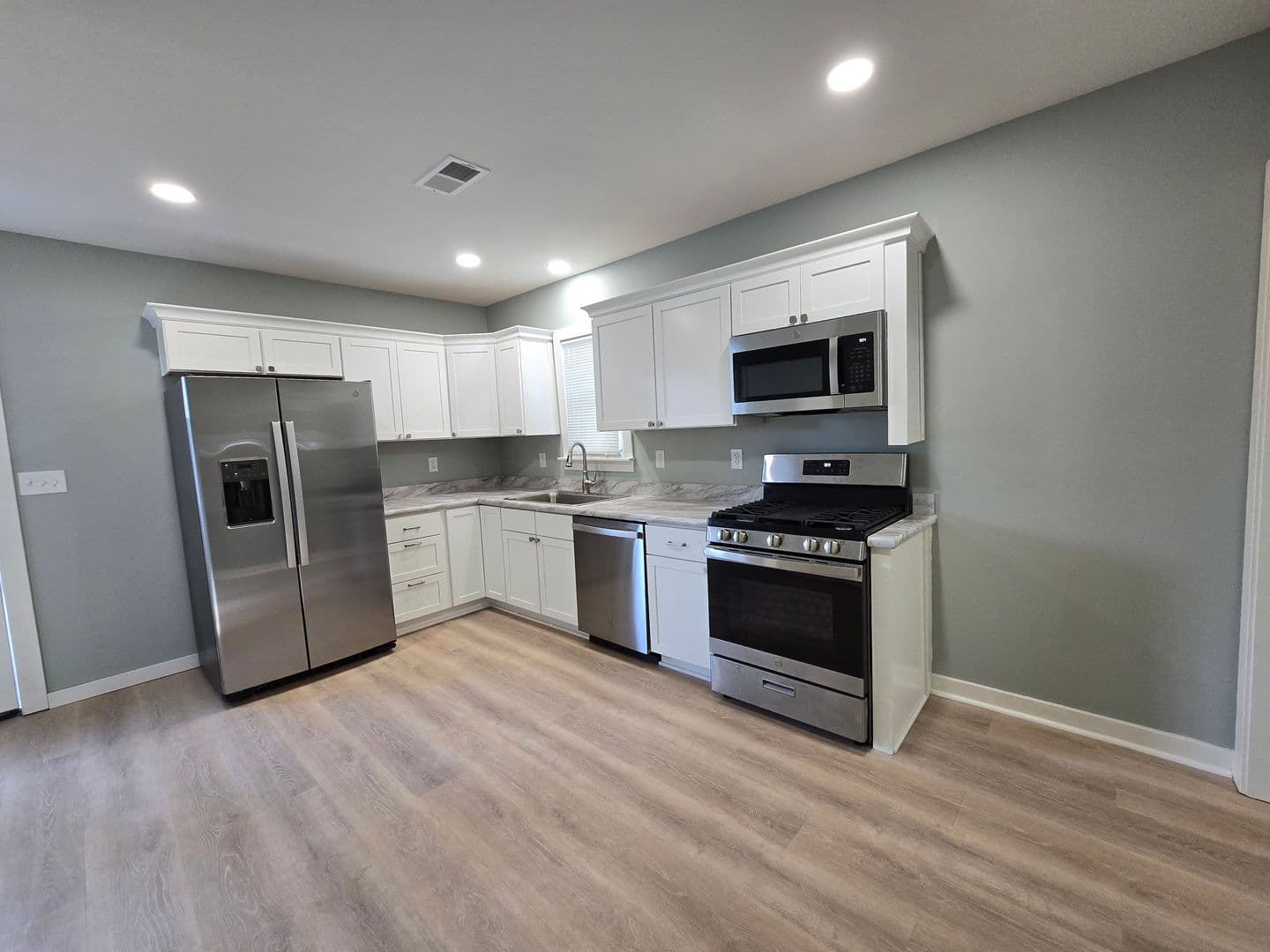 Owensboro House: 1421 Center St