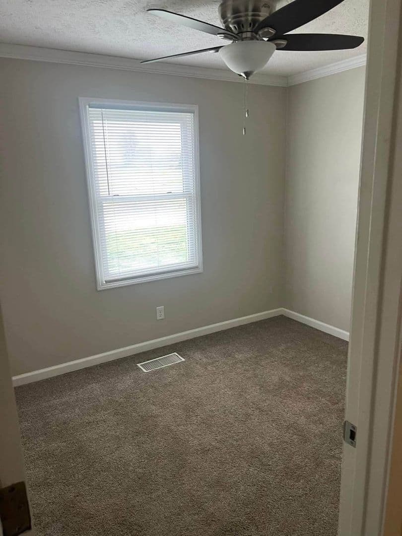Hartford House: 2587 Belltown Rd