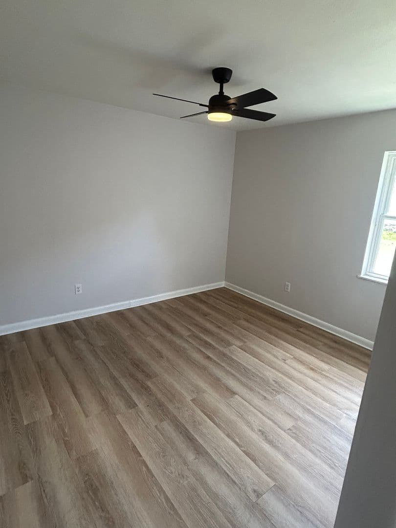 Owensboro Apartment: 1512 W. 4th St
