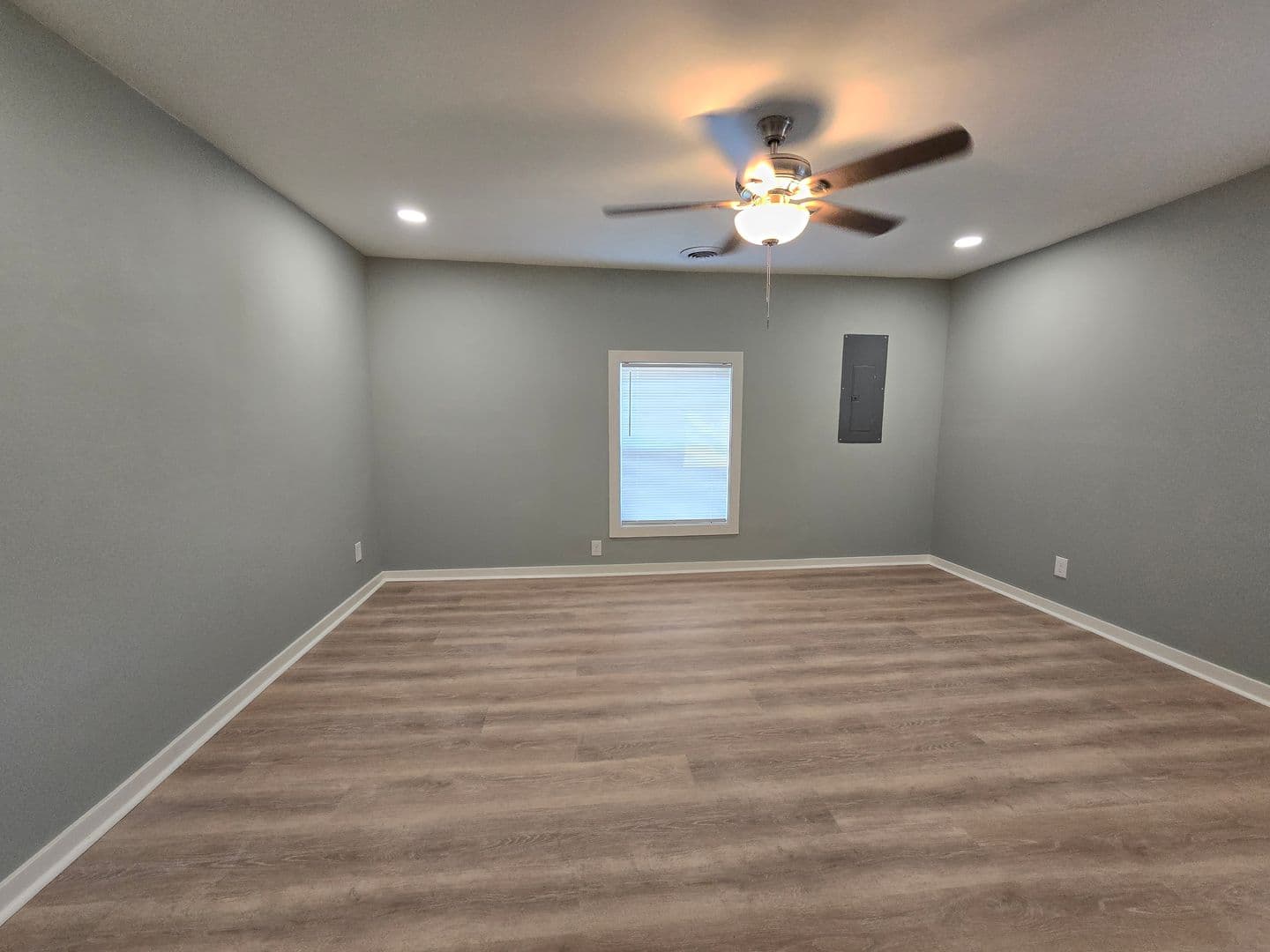 Owensboro House: 1421 Center St