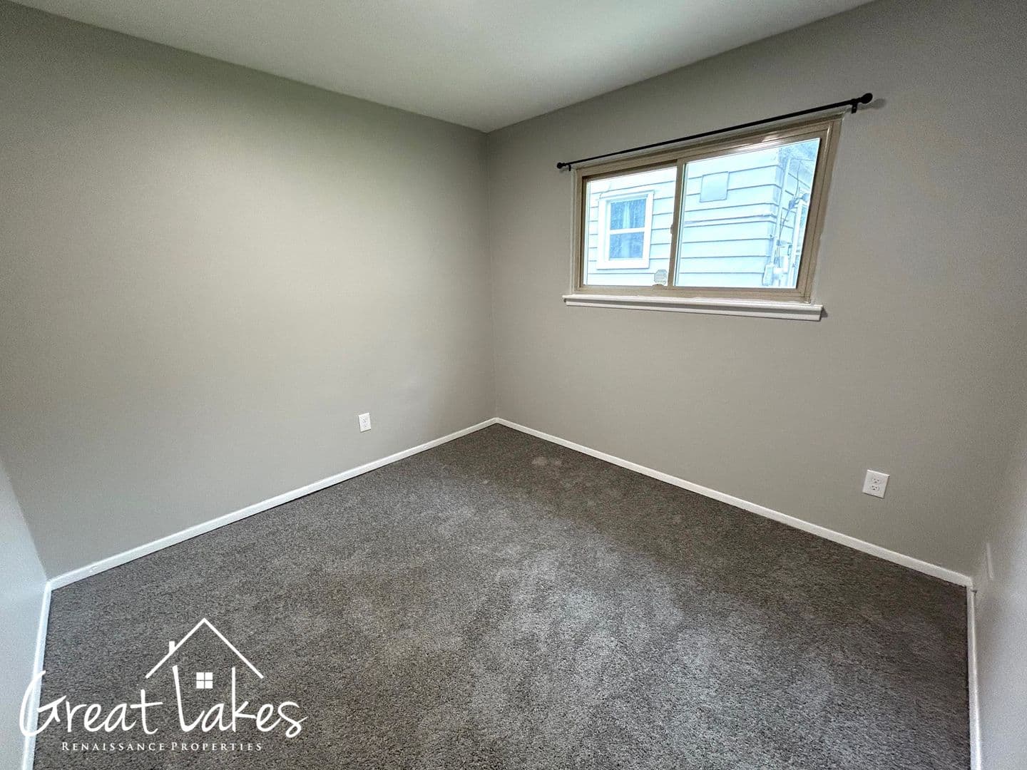 Warren House: 8072 Prospect Ave