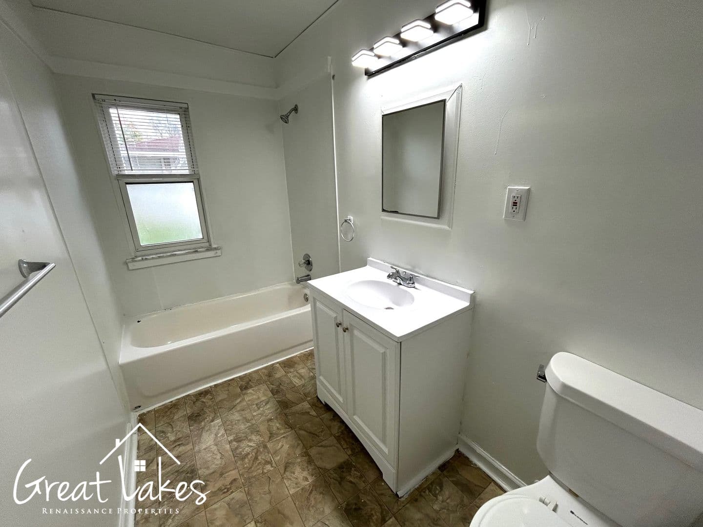 Warren House: 3656 Bart Ave