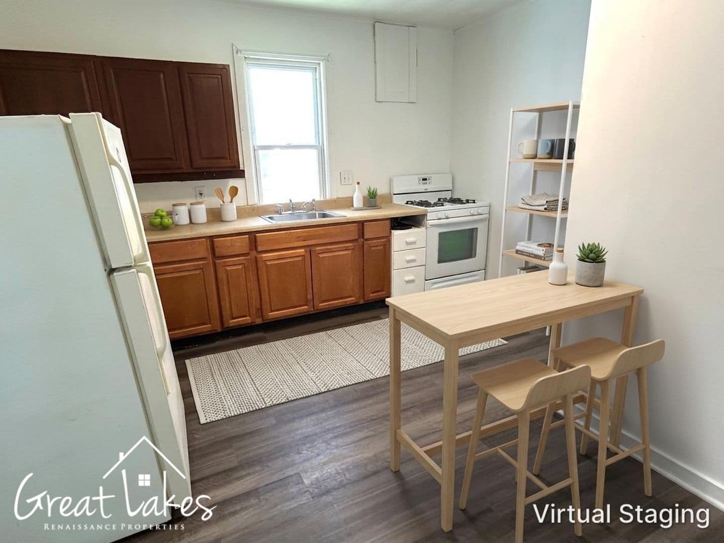 Hamtramck Apartment: 3013 Roosevelt St