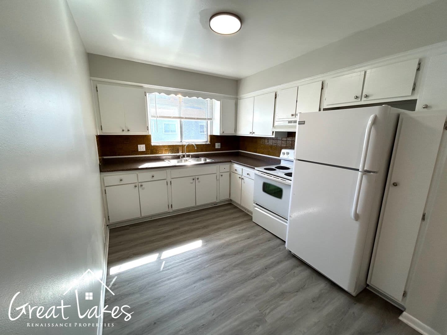 Warren Apartment: 29174 Lund Ave # 24