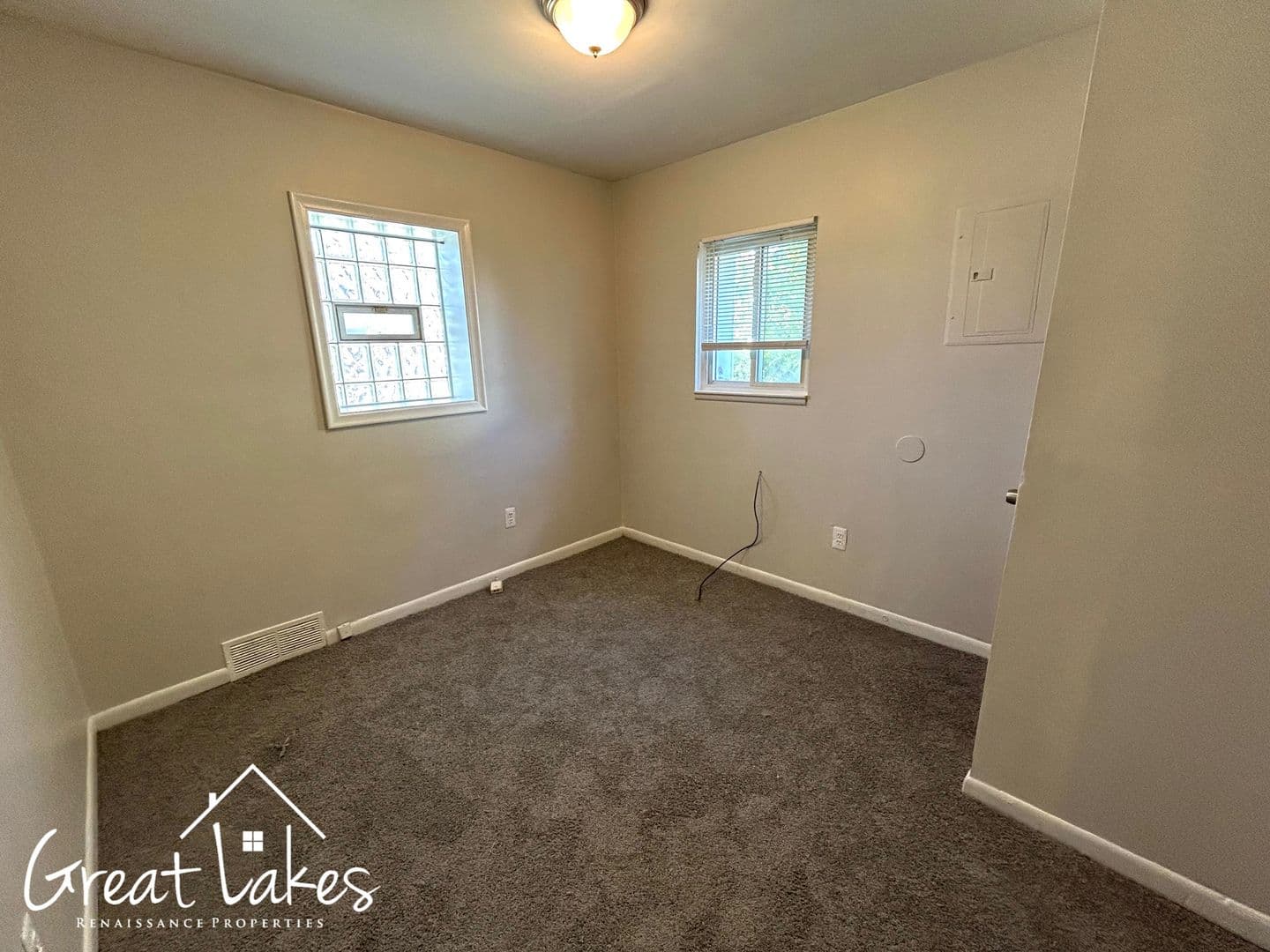 Detroit Apartment: 3054 Pingree St