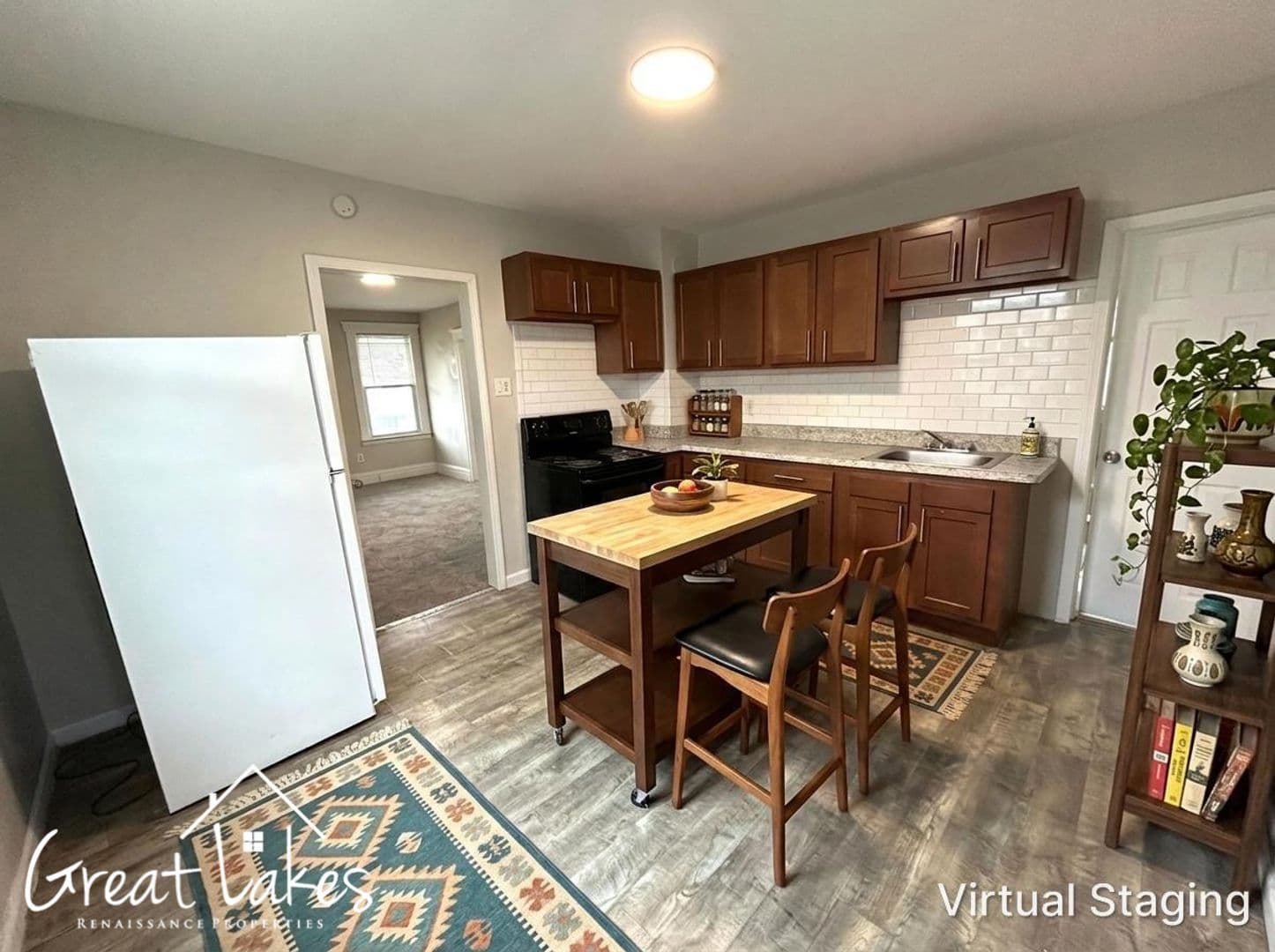 Hamtramck Apartment: 12120-12122 Saint Aubin St