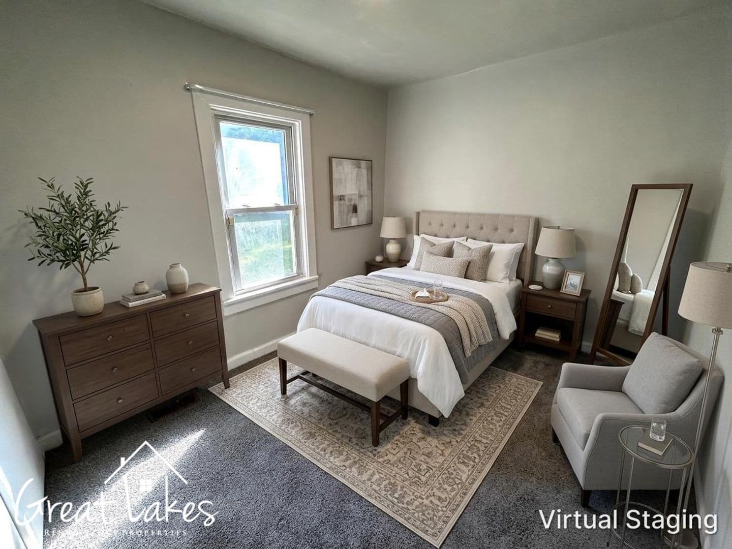 Roseville House: 25158 Pearl St
