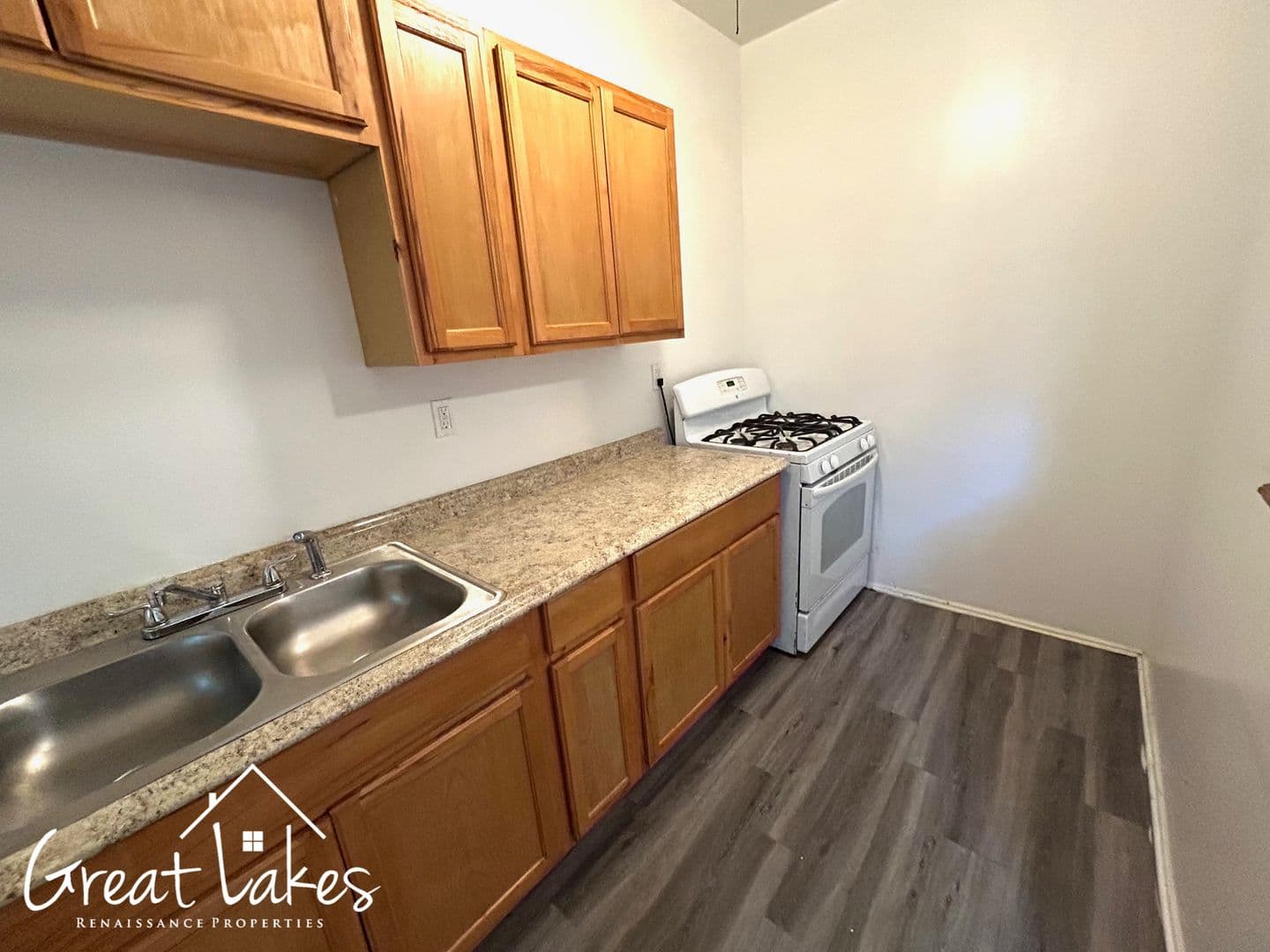 Detroit Apartment: 497 Prentis St