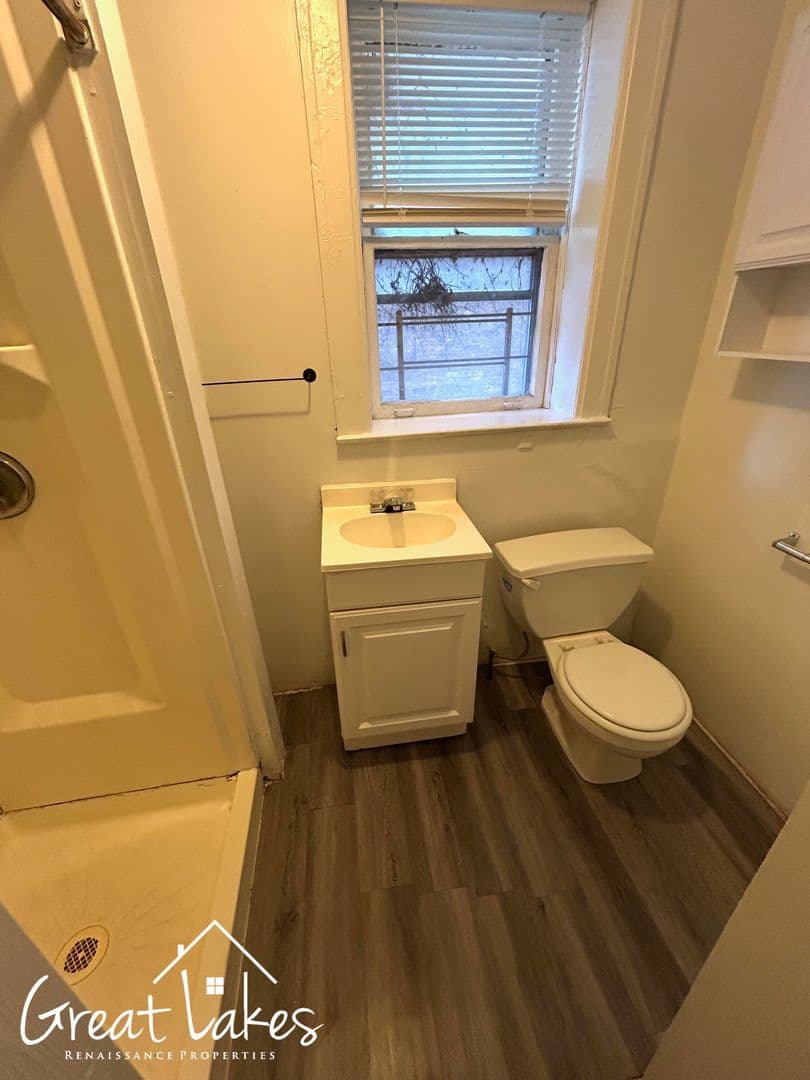 Detroit Apartment: 497 Prentis St