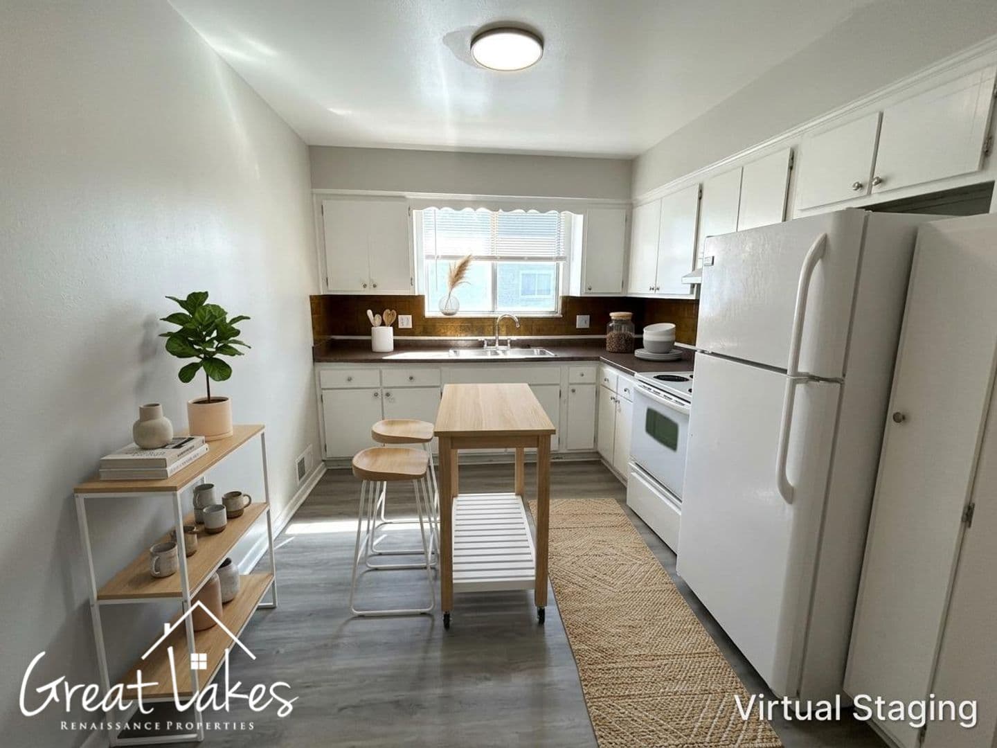 Warren Apartment: 29174 Lund Ave # 24
