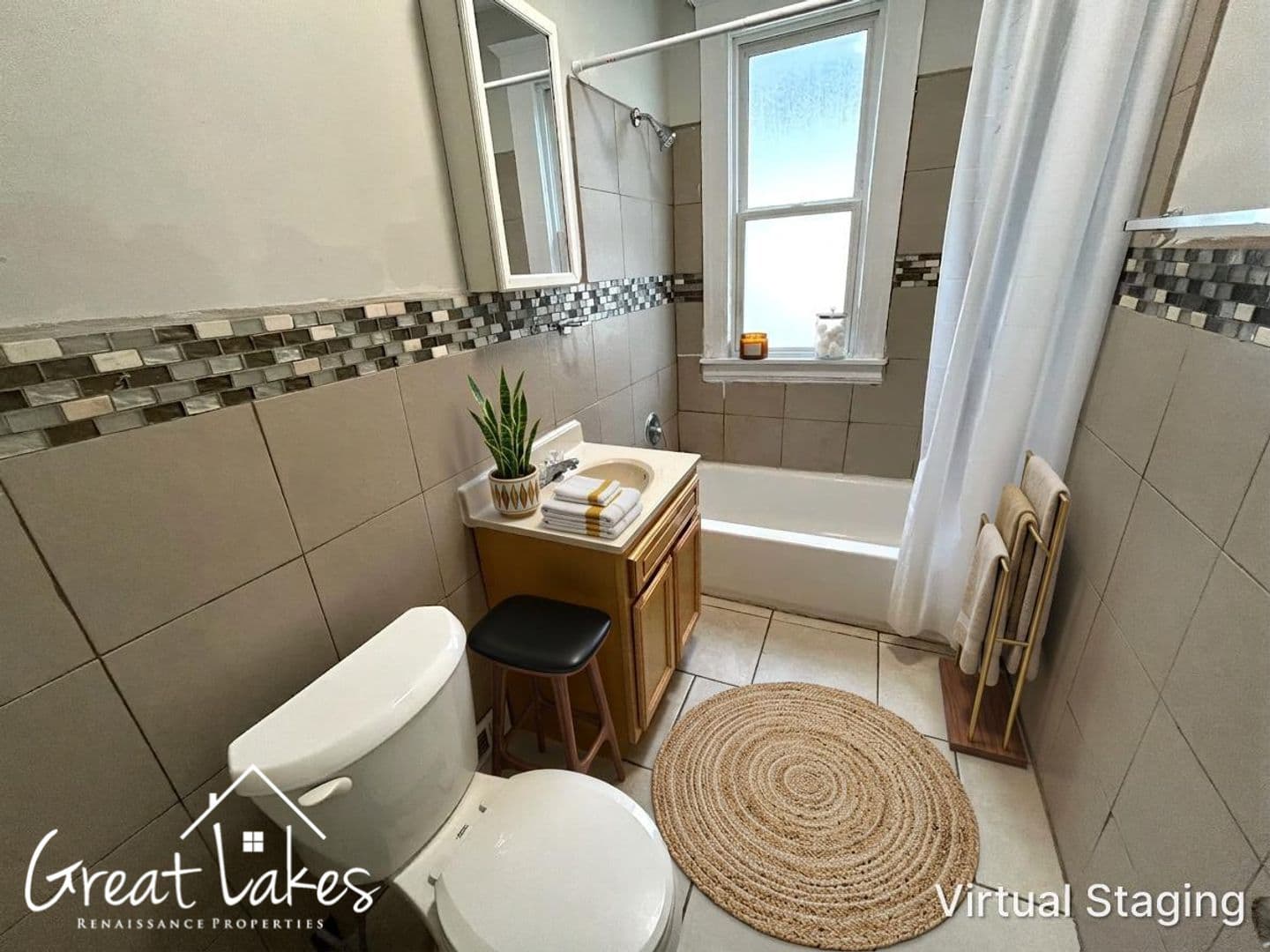 Hamtramck Apartment: 12120-12122 Saint Aubin St