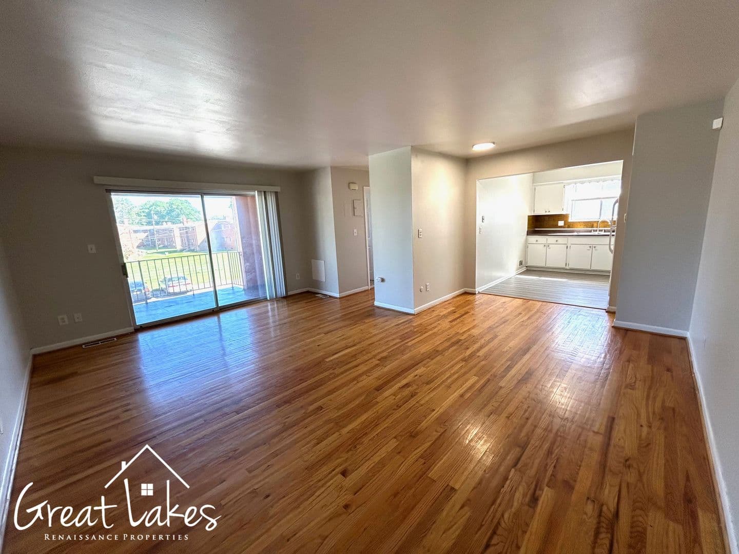 Warren Apartment: 29174 Lund Ave # 24