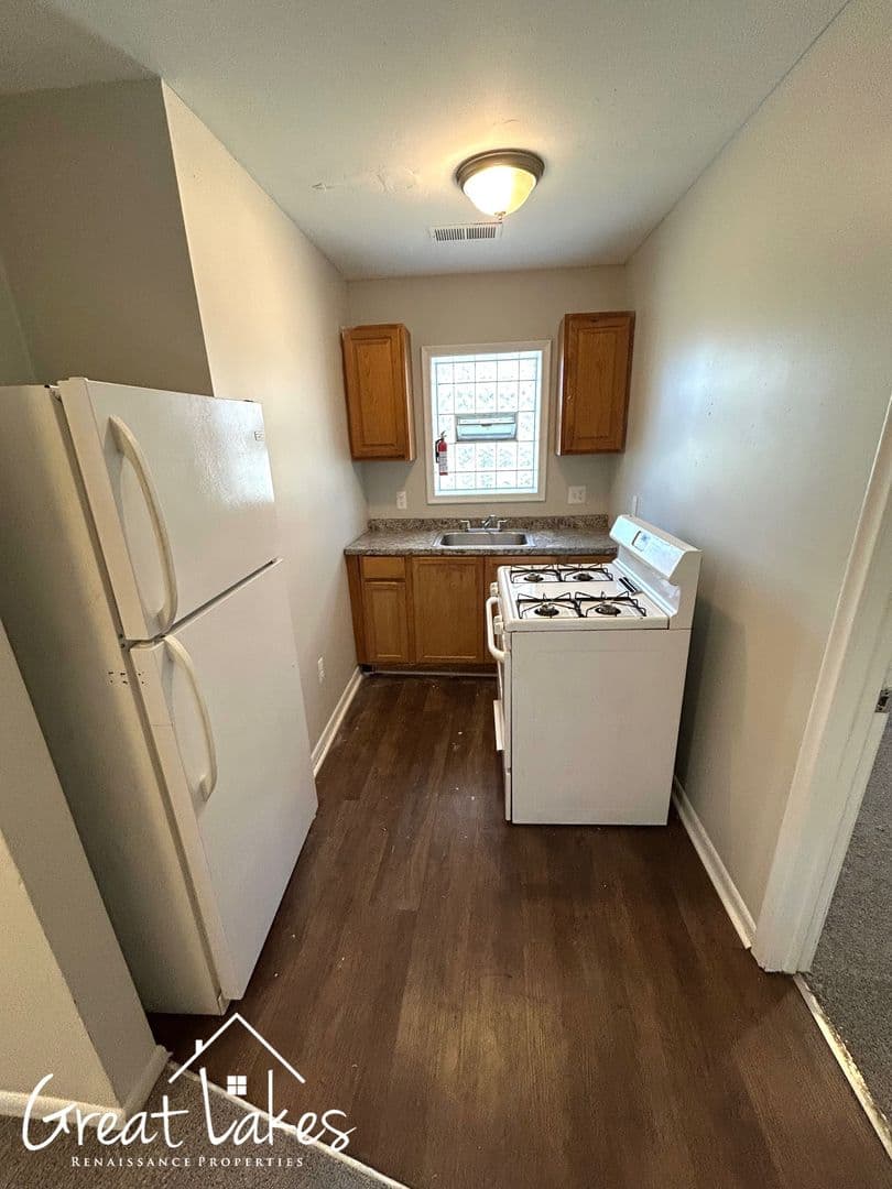 Detroit Apartment: 3054 Pingree St