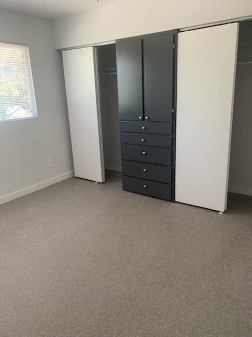 San Antonio Apartment: 2103 S WW White Rd
