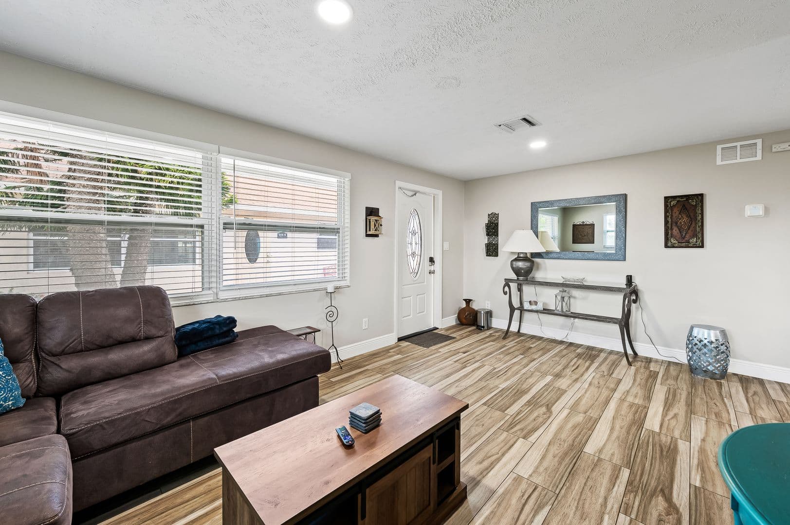 Naples Condo: 668-670 97th Ave. N