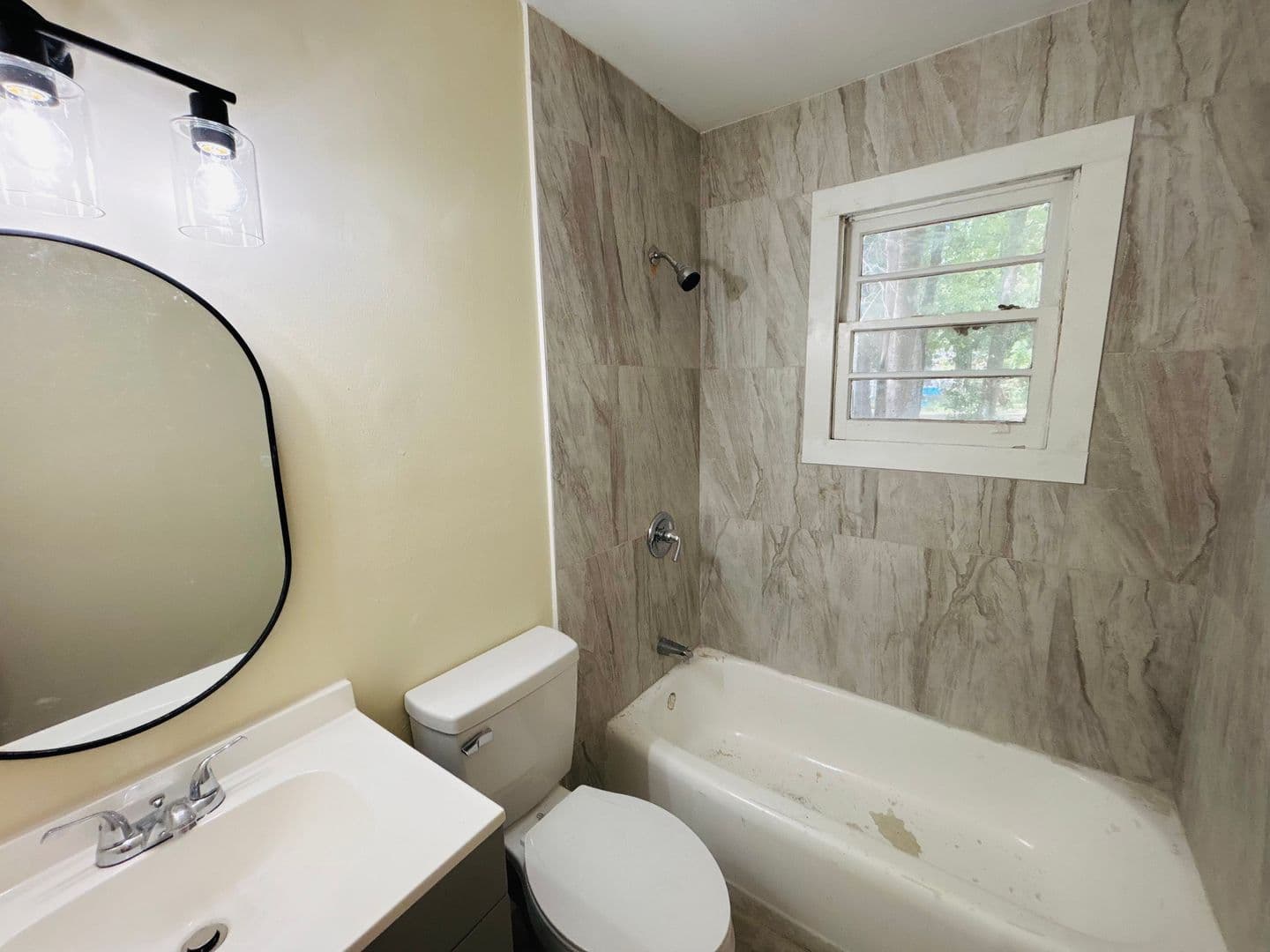 Mobile House: 6804 Anders Dr