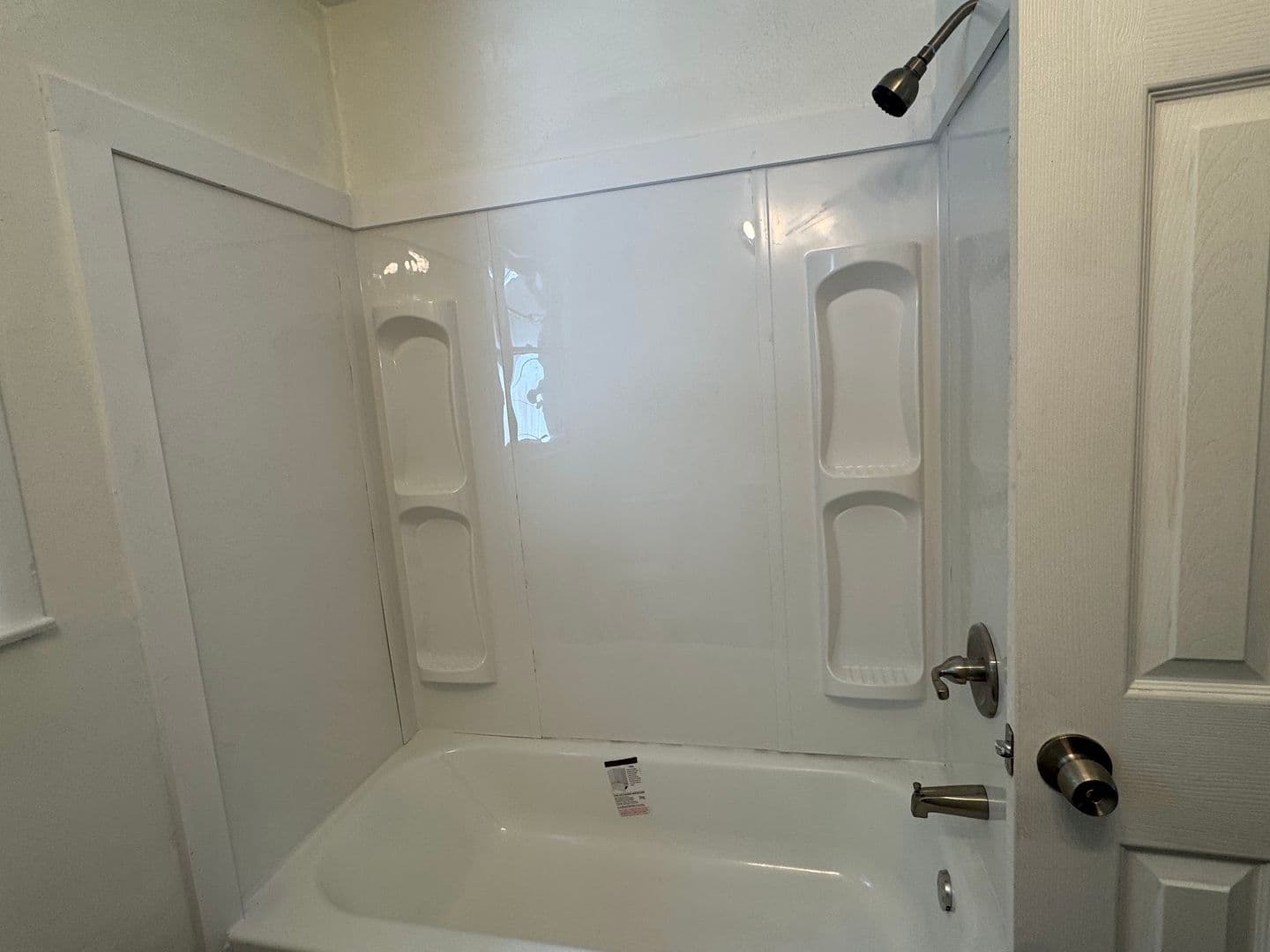 Mobile House: 3923 Moffett Court