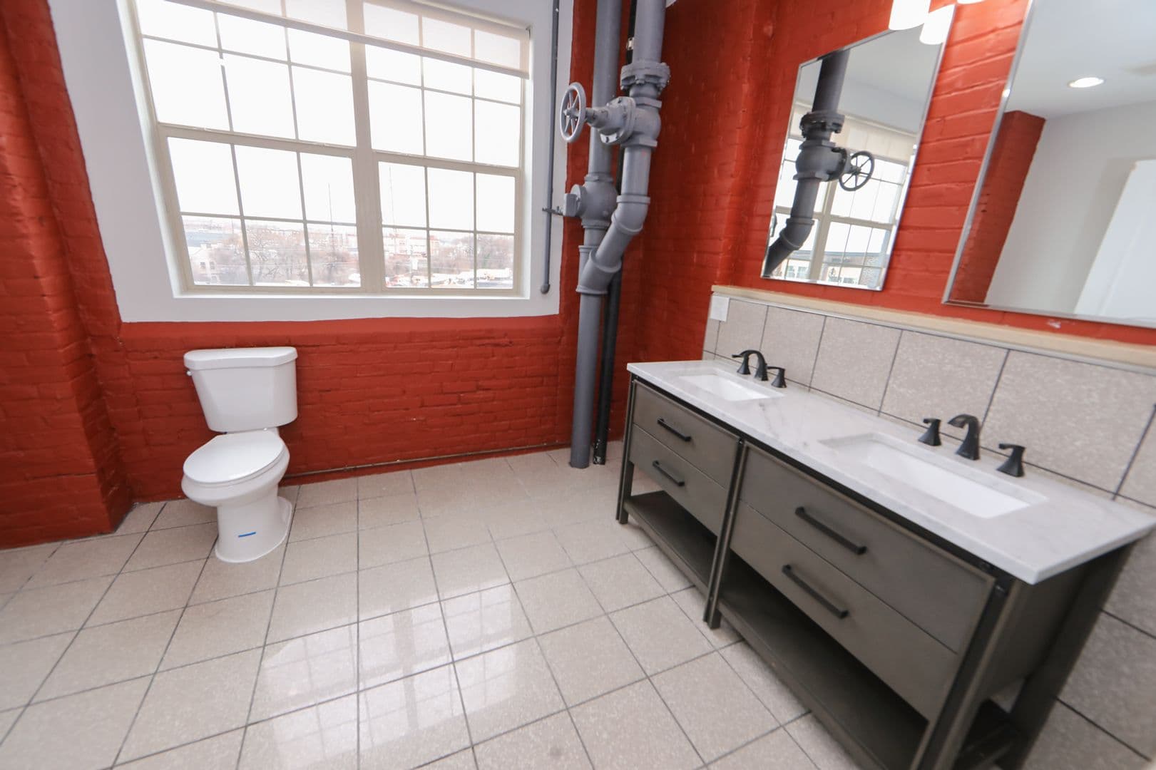 Philadelphia Apartment: 1817-21 E Venango St.